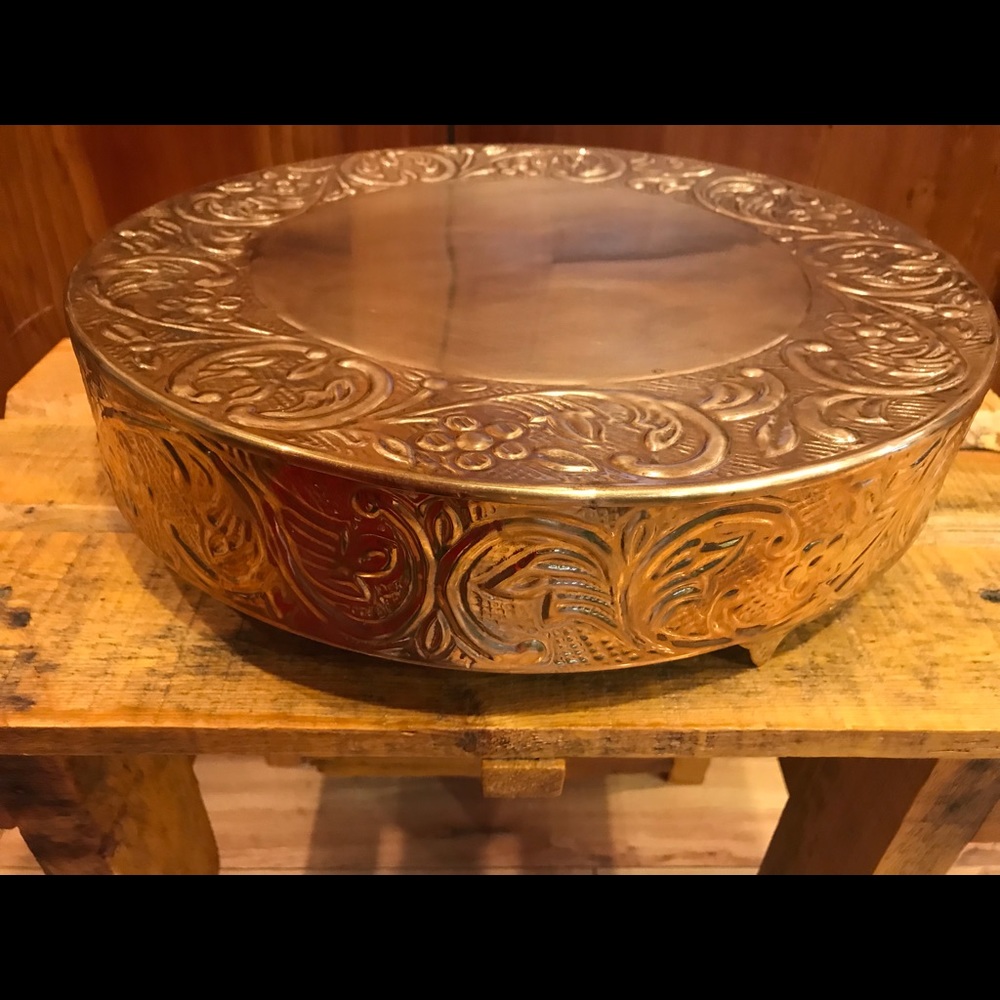 Cake stand